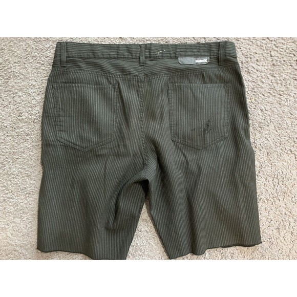 Hurley Other - Hurley Shorts Mens 36 Flat Front Casual Black striped CUT OFF SHORTS SLIM 84